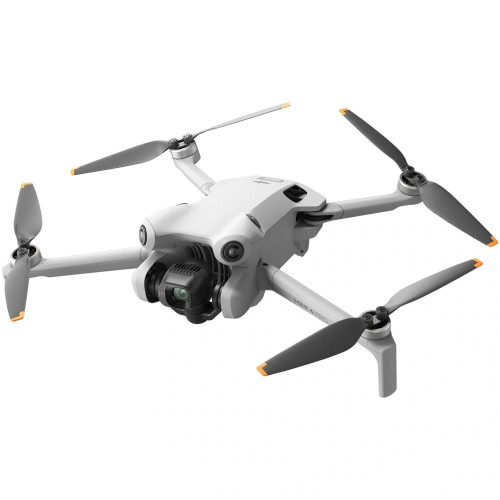 Квадрокоптер DJI Mini 4 Pro Fly More Combo (DJI RC 2)